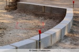 Randsteine Setzen Tipps Zum Verlegen Gartenrat de Randsteine Setzen Tipps Zum Verlegen Gartenrat de