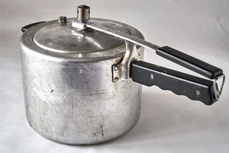 Erde sterilisieren in der Mikrowelle oder im Backofen? Gartenrat.de